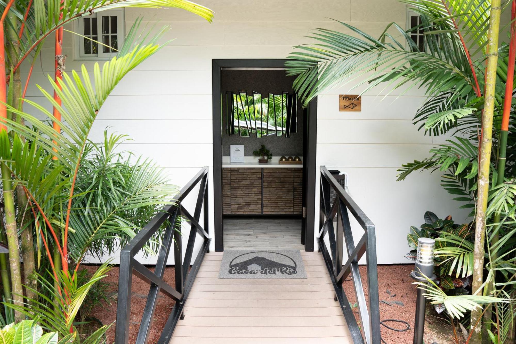 Hotel Boutique Casa Del Rio Ла Фортуна Экстерьер фото